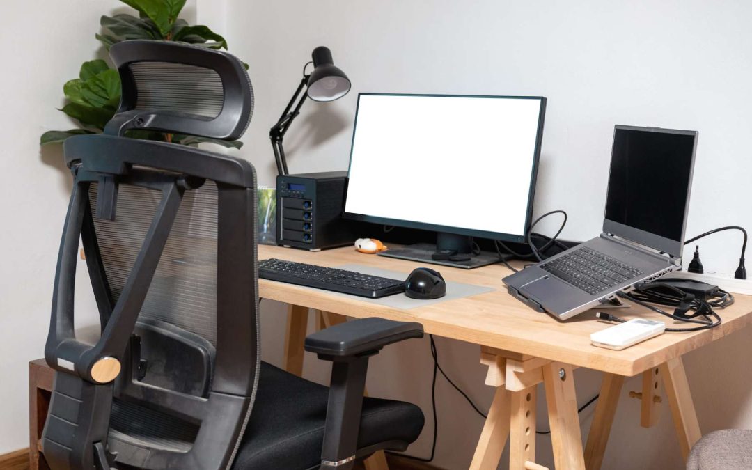 Work Comfortably: Desk Ergonomics Tips for a Healthier Workday